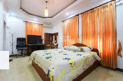 Villa À louer à Chroy Changvar $1,700