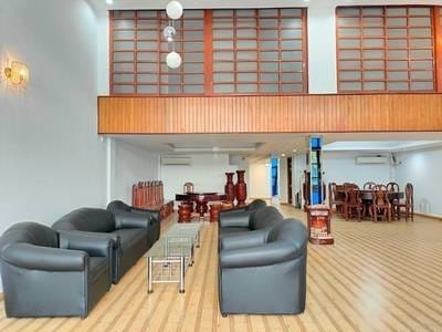 150 sqm Living Size Shophouse For Rent in Russey Keo