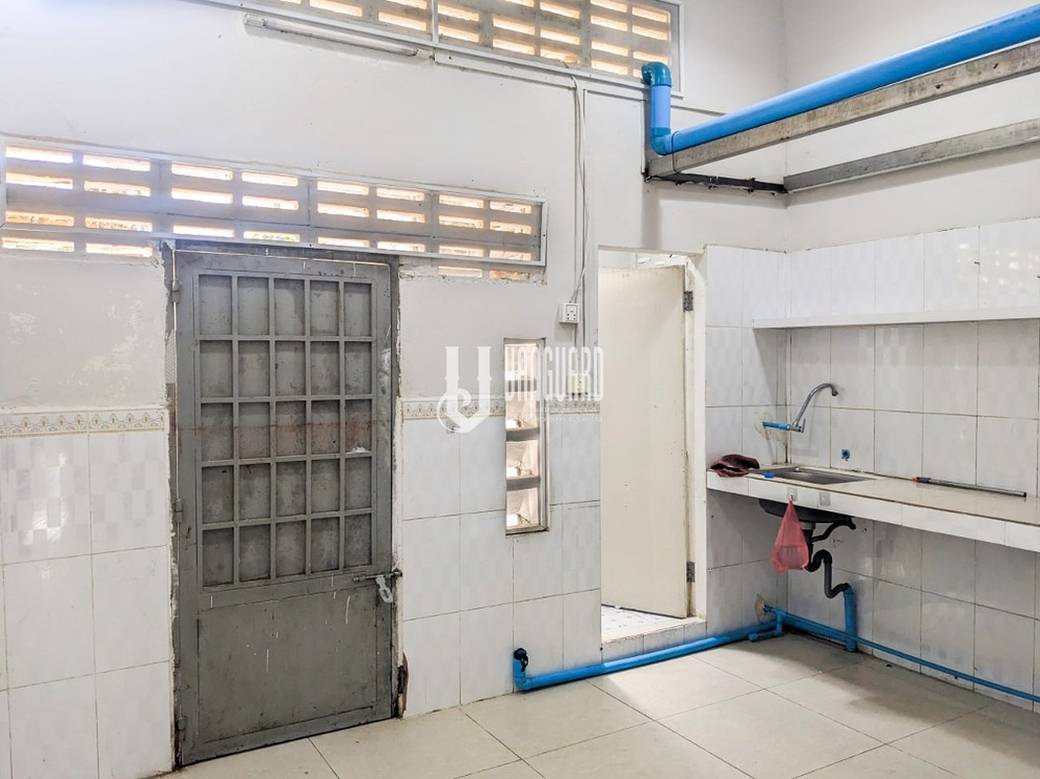 Toul Kork Shophouse For Rent in Toul Kork