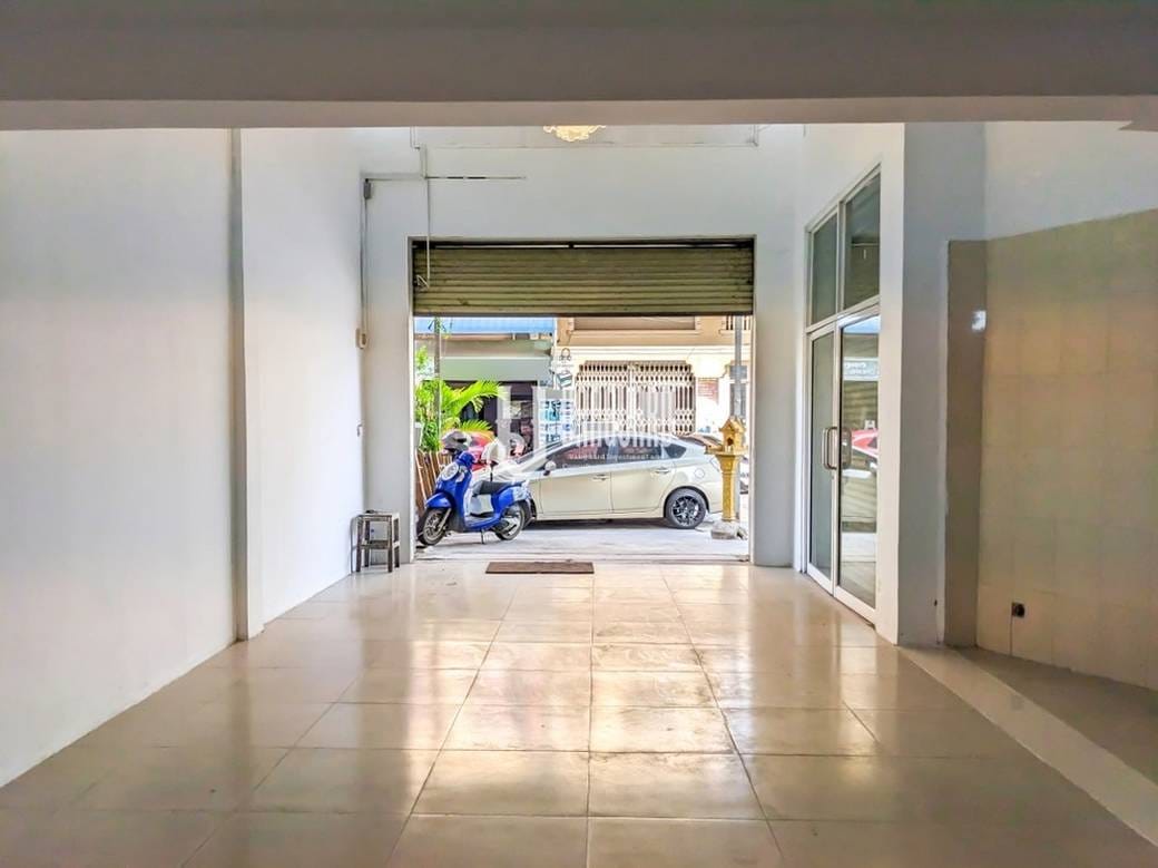 $1,000 店屋