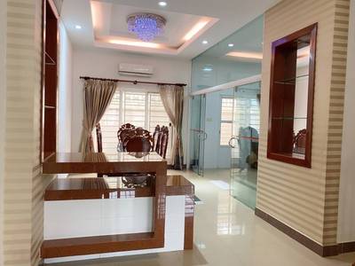 Villa À louer à Chbar Ampov $1,200