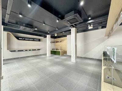 Bâtiment À louer de 570 m² de terrain pour $6,000