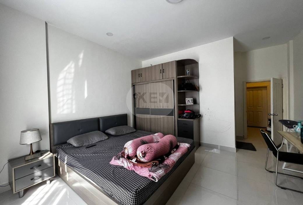 Flat For Sale in Veal Sbov, Chbar Ampov, Phnom Penh