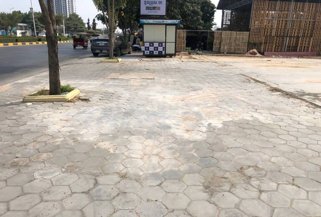 1,250 sqm Land Size Lot For Rent