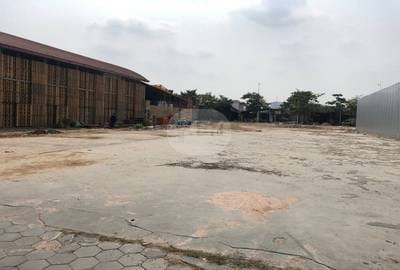 Chroy Changvar Lot For Rent in Chroy Changvar