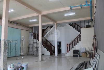 235平方米土地面积的CommercialShophouse出租
