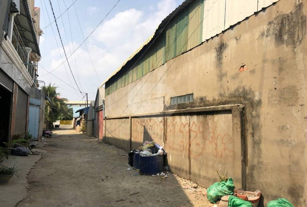 240 sqm Land Size House and lot Na prodej