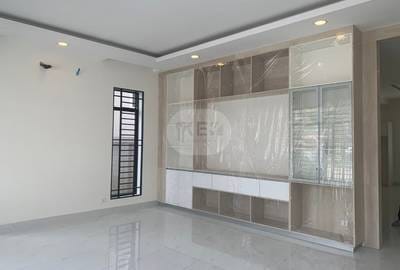164 sqm Land Size Dvojvila Na prodej