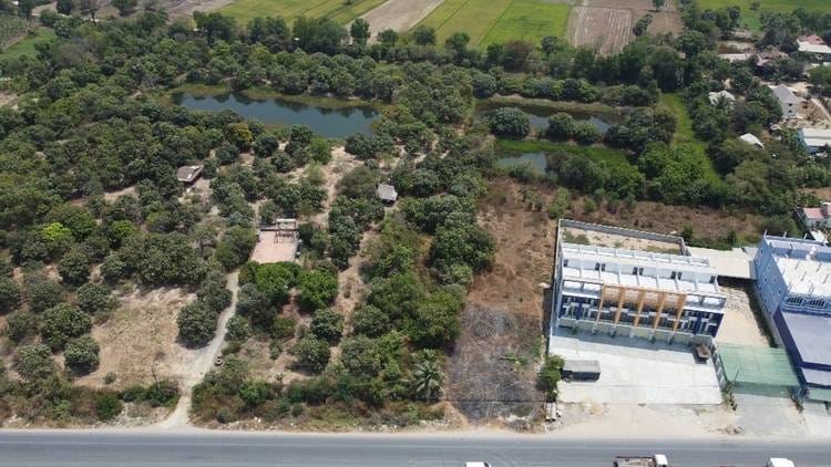Land on national road number 2 for sell