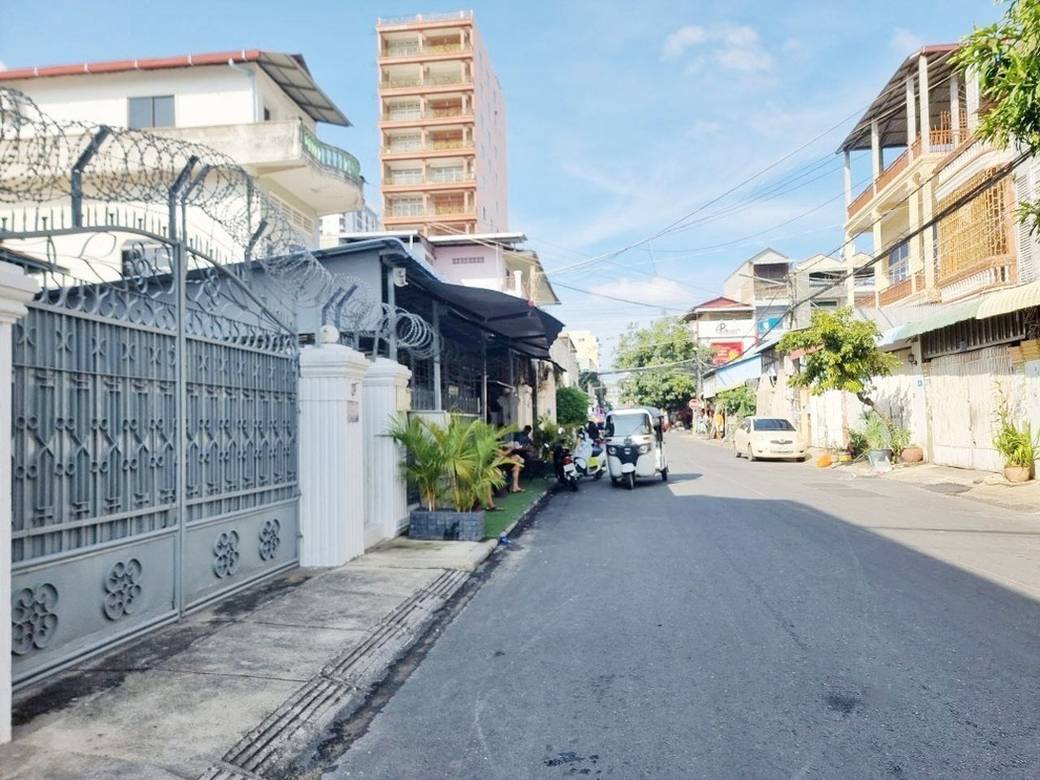 ที่ดิน สำหรับขาย ขนาดที่ดิน 567 ตร.ม.