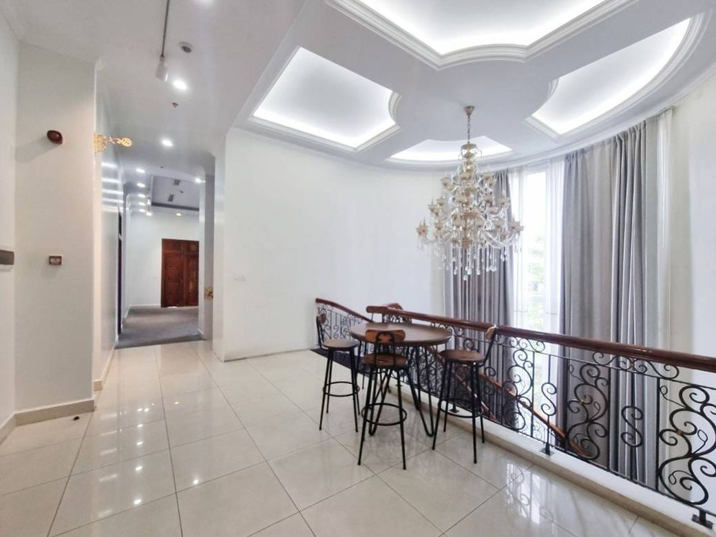 Boeng Keng Kang办公物业出租，价格$3,300