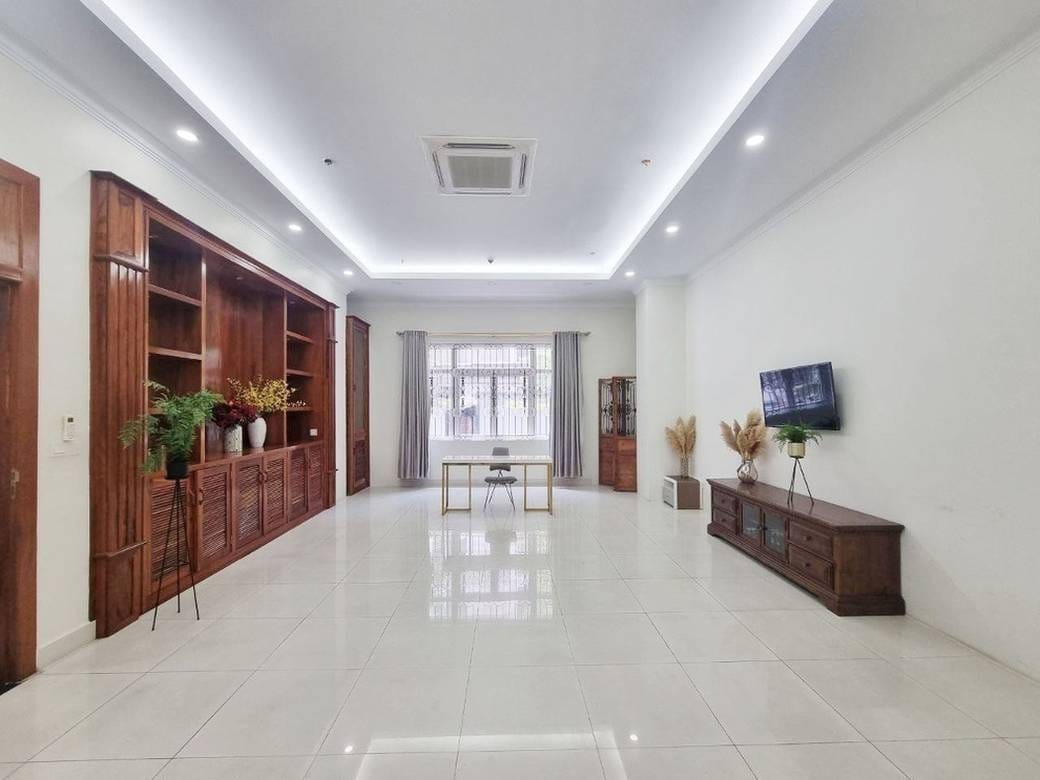 Kanceláře K pronájmu in BKK 1, Boeng Keng Kang, Phnom Penh