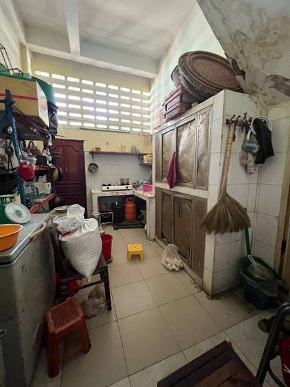 Daun Penh112平方米使用面积店屋出售