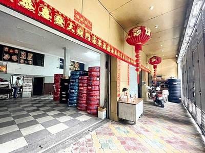 234 sqm Land Size Building For Rent