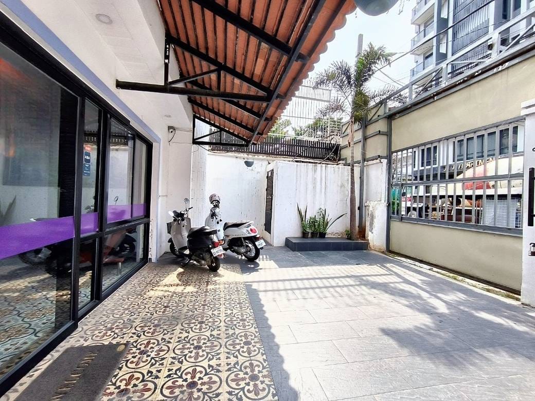 468 sqm Land Size Villa For Rent
