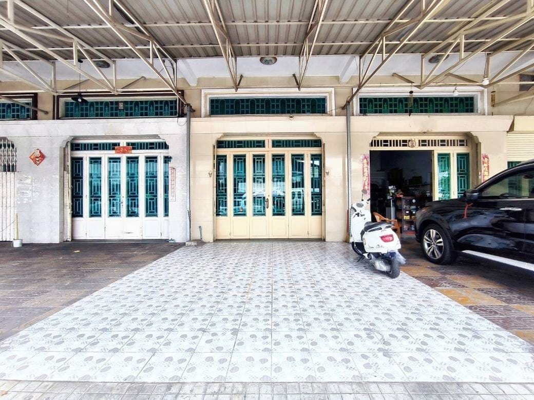 105平方米土地面积的店屋出租