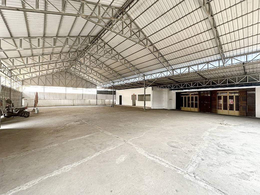 Warehouse For Rent in Russey Keo $4,500