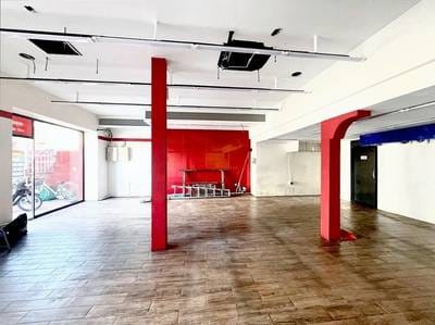 Toul KorkCommercialShophouse出租，价格$1,800