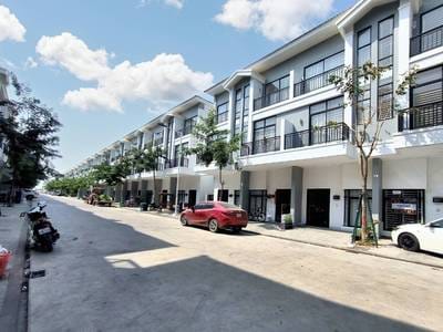 Borey Peng Huoth: The Star Platinum Eco Romance | $125,000 Link House