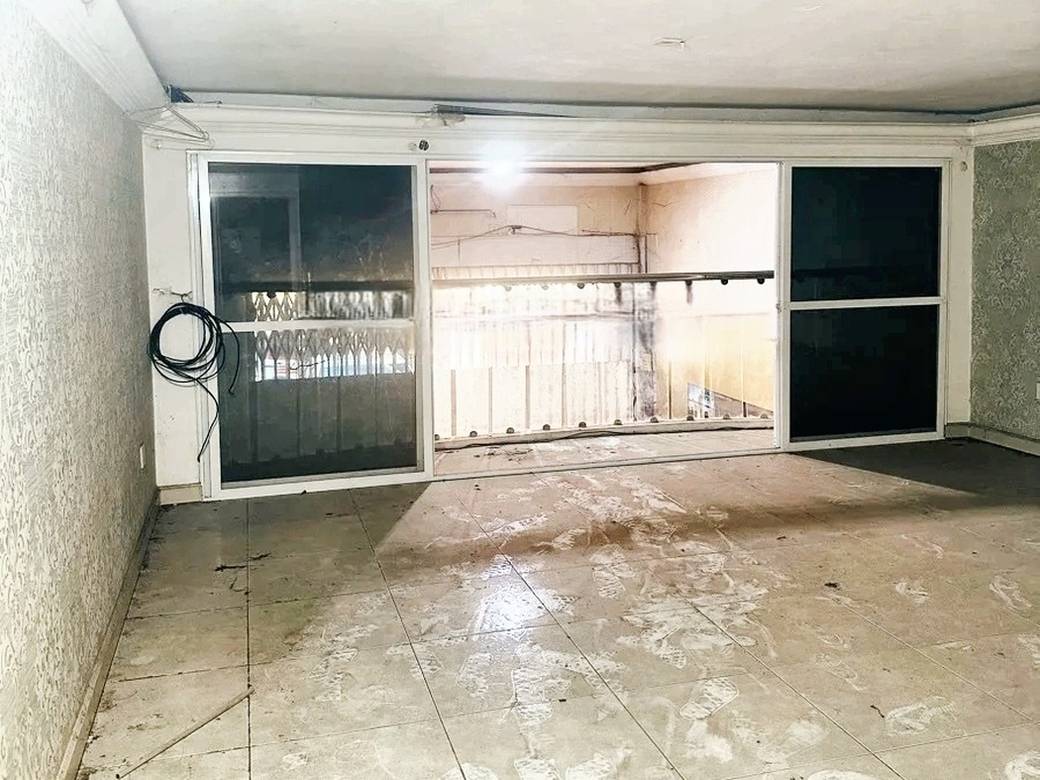 90平方米土地面积的CommercialShophouse出租，价格$1,800