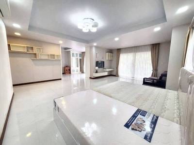 280 sqm Land Size Vila Na prodej