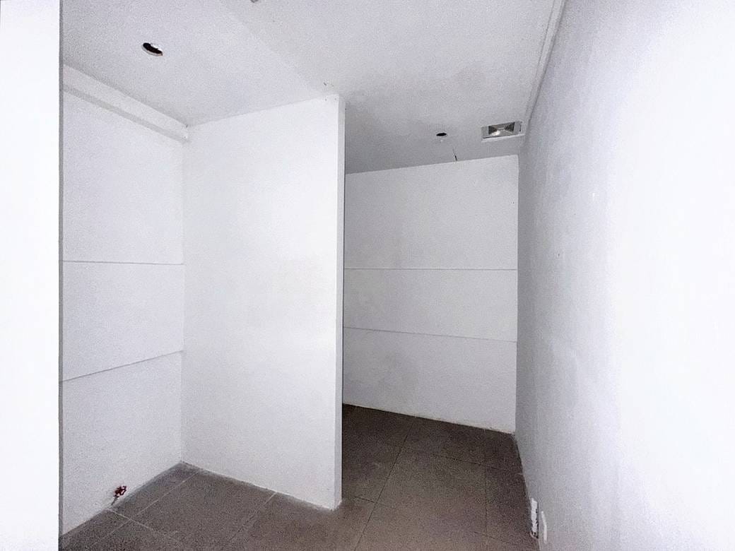 Daun Penh CommercialShophouse For Sale & Rent ใน Chakto Mukh Daun Penh $600,000