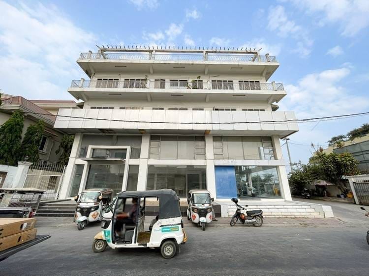 Land For Sale in Tonle Bassac, Chamkarmon, Phnom Penh
