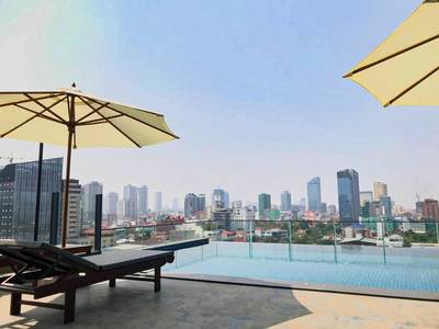 55 sqm Living Size Apartmán se službami K pronájmu in Daun Penh