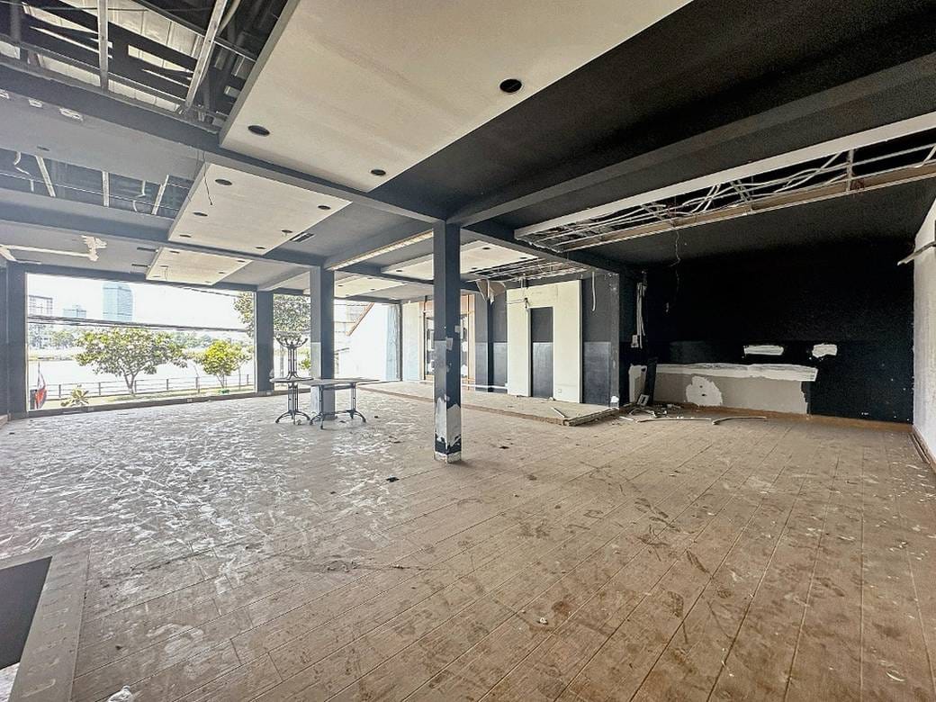 Chroy ChangvarCommercialShophouse出租，位于Chroy Changvar