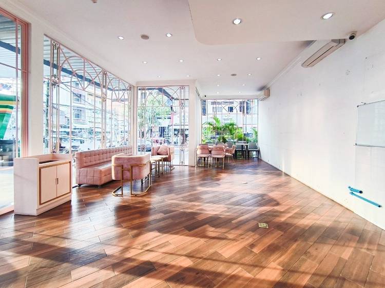 BKK 3, Boeng Keng Kang, Phnom Penh的CommercialShophouse出租