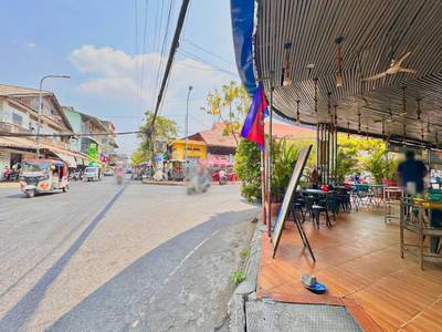 CommercialShophouse K pronájmu in Phsar Kandal II, Daun Penh, Phnom Penh