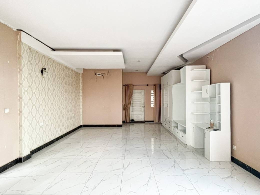 MeancheyHouse and lot出租，价格$1,200