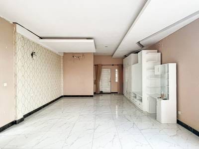 MeancheyHouse and lot出租，价格$1,200