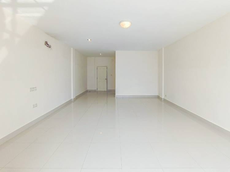 CommercialShophouse สำหรับเช่า ใน Nirouth, Chbar Ampov, Phnom Penh