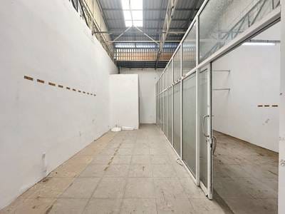 Chakto Mukh Shophouse K pronájmu in Chakto Mukh