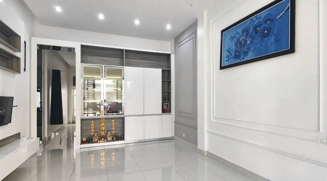 Borey Peng Huoth: The Star Platinum Polaris​ I | Chbar Ampov3-378平方米使用面积店屋出租