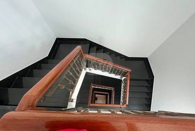 5 sqm Living Size Budova Na prodej in Sen Sok