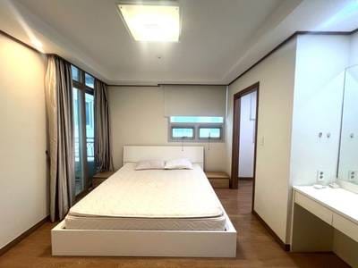 De Castle Royal Condominium | 인테리어 됨 콘도 임대