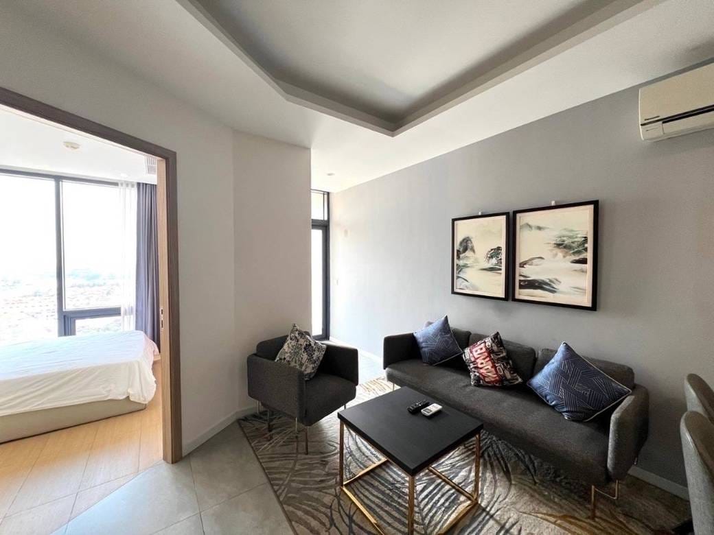 The Penthouse Residence | $900 Condo
