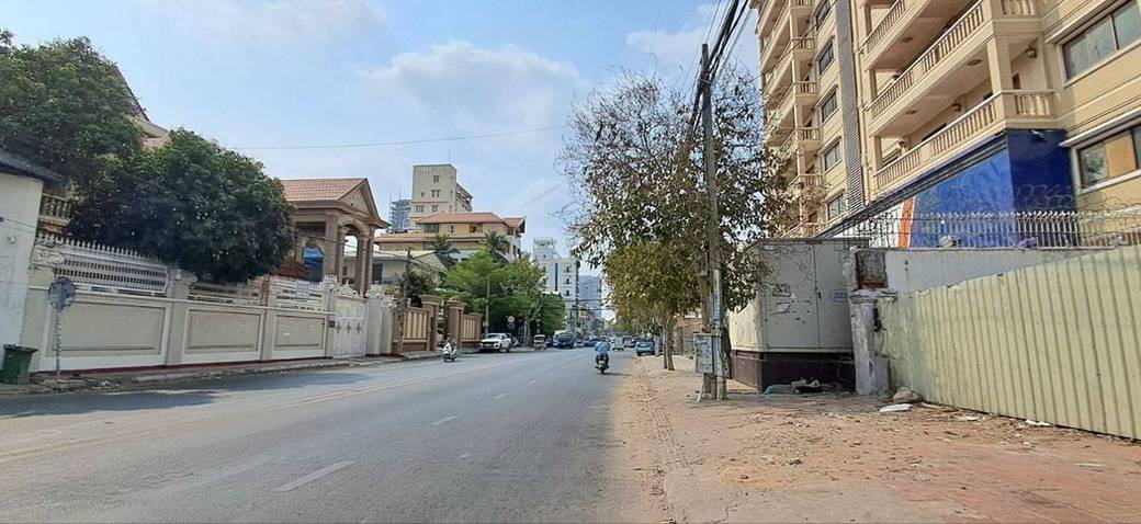 Toul Kork에 있는 토지 For Sale & Rent $4,000,000
