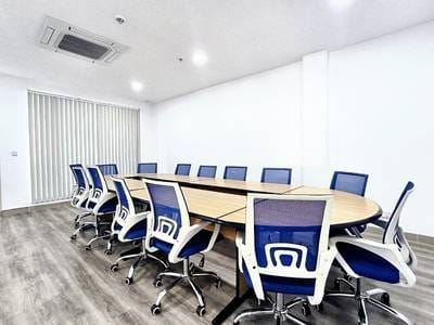 190 sqm Living Size Kanceláře K pronájmu in Boeng Keng Kang