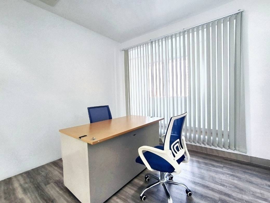 190 sqm Living Size Kanceláře K pronájmu in Boeng Keng Kang