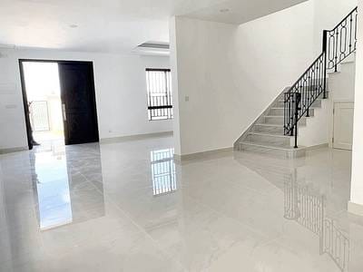 5 Bedrooms Villa For Sale & Rent for $700,000