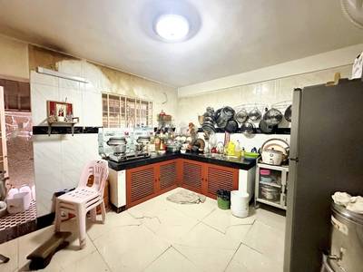 Kilomaetr Lekh Prammuoy Shophouse Na prodej in Kilomaetr Lekh Prammuoy