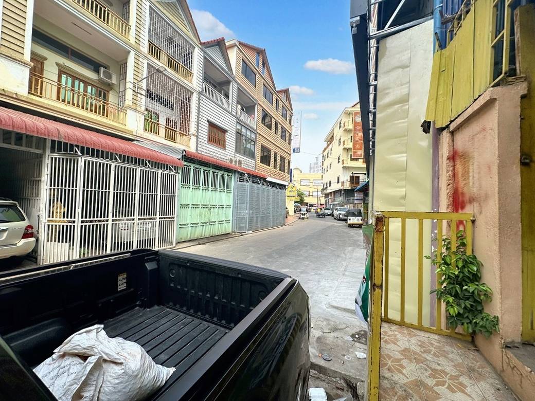 House and lot À vendre à Boeung Kak 1, Toul Kork, Phnom Penh