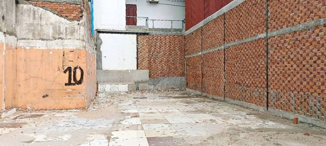 230 sqm Land Size Lot For Rent for $1,050