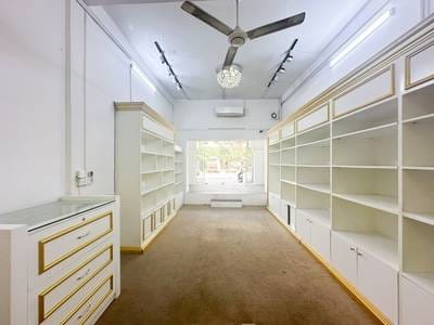 84 sqm Living Size Shophouse K pronájmu in Toul Kork