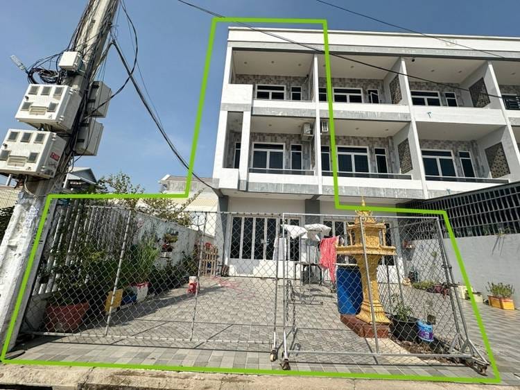 Dom szeregowy Na sprzedaż w Krang Thnong, Sen Sok, Phnom Penh