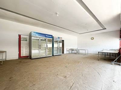 CommercialShophouse K pronájmu in Sen Sok $1,000