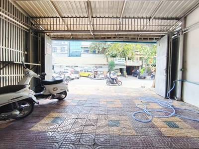 店屋出租，位于万景岗1分区（BKK1), 波哥堪, 金边